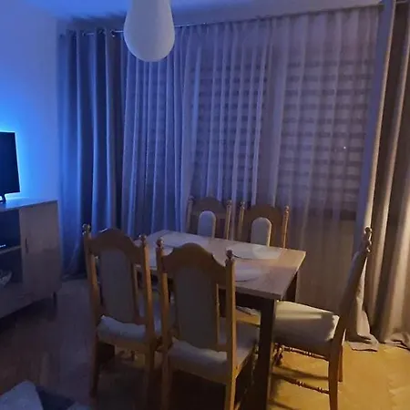 Trini קלודז'קו